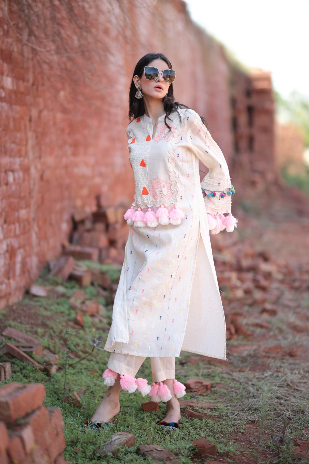 She walks in sunlight—wrapped in handcrafted Rooh and stitched joy 🌞