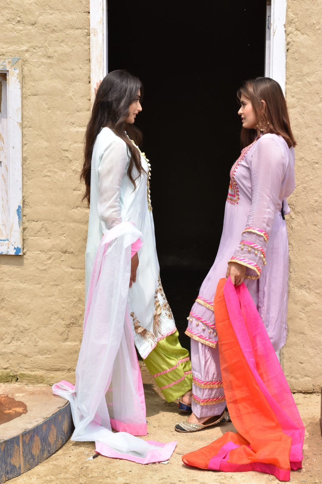 Mauve Kurta, Pants & Pink Dupatta In Organza Having Gotta Work