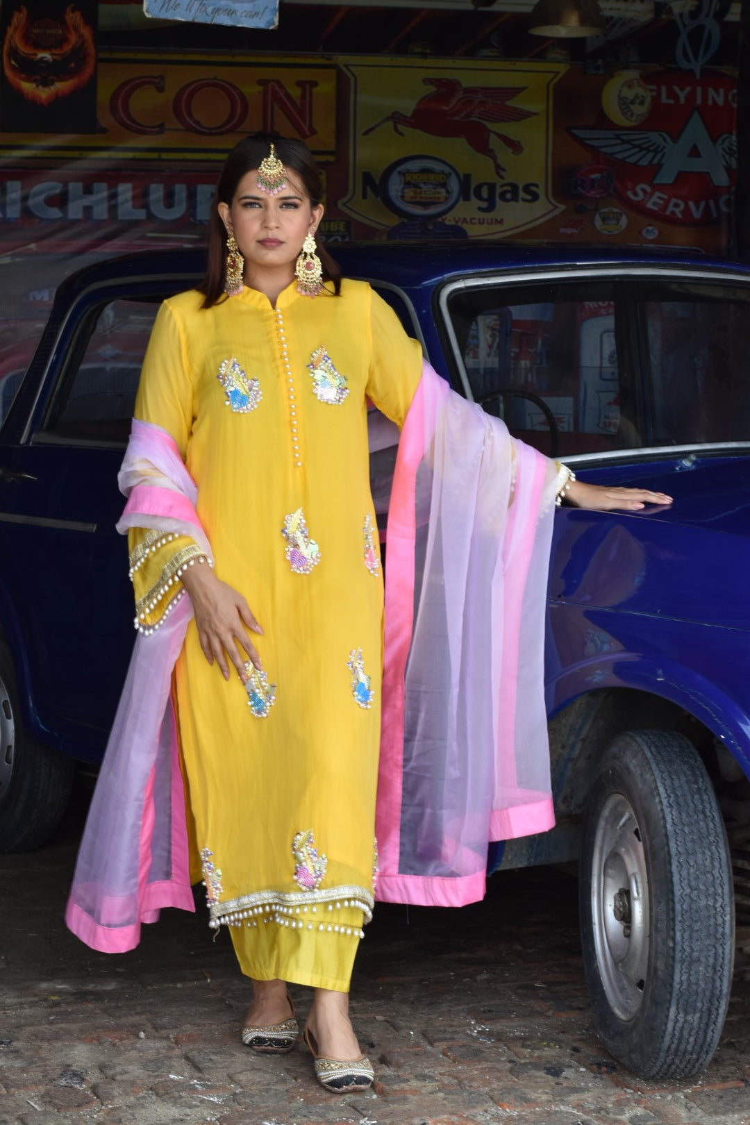 Yellow Kurta, Pants & With Pink Dupatta In Organza Having Gotta Work