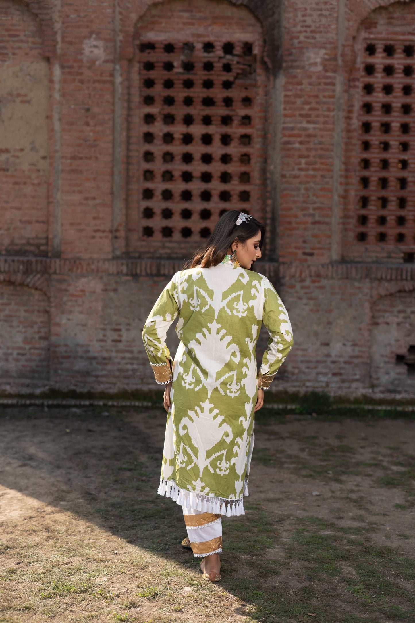 Ikat Print In Green & Ivory Kurta