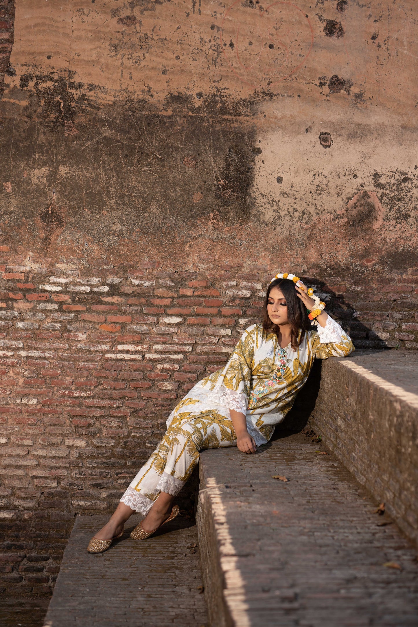 Tropical Print In Yellow Ivory Kurta