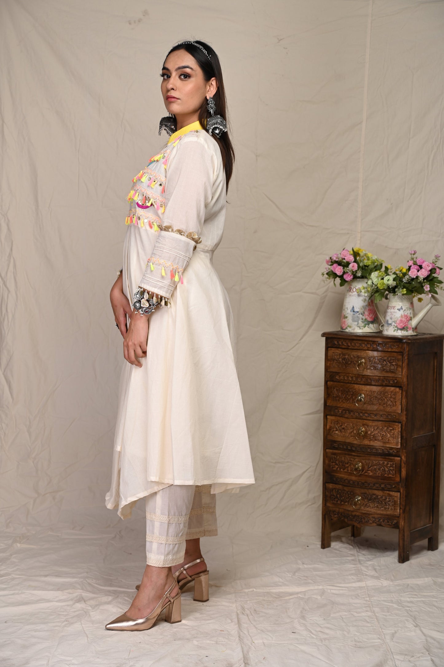 White Cotton Beads Pattern Kurta Set With Sky Blue & Light Green Dupatta