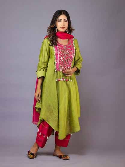 Mehndi Green And Pink Kurta Set With Dupatta