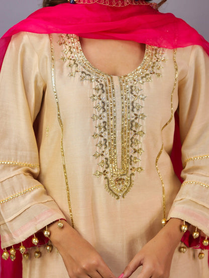 Beige & Hot Pink Kurta Set - Mani Dua Khanna - Kurta Sets With Dupatta - Mani Dua Khanna